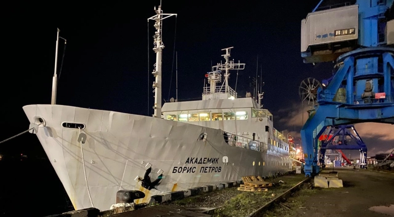 Ученые исследуют дальневосточные моря