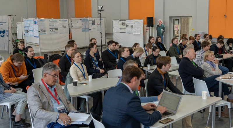 В ВятГУ продолжает работу IV Всероссийская школа молодых ученых