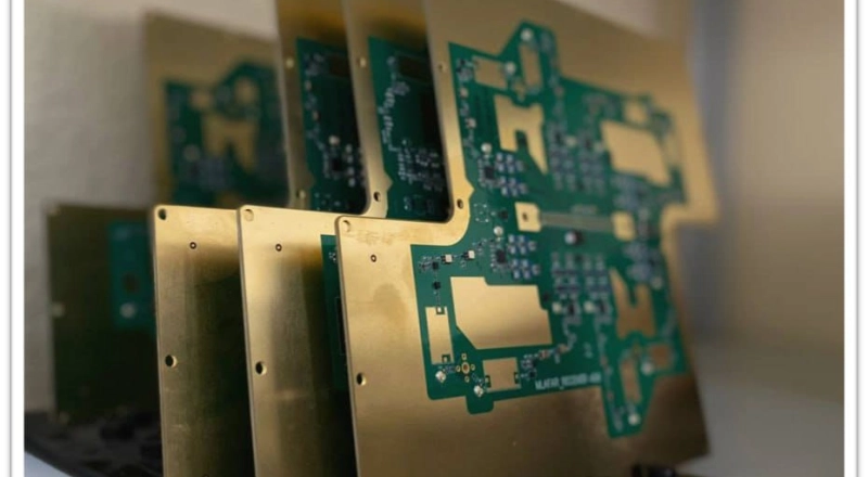 В ТУСУРе разработали многолучевую антенную систему L-диапазона для станции СПСО КОСПАС-САРСАТ