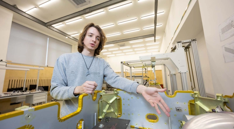 МАИ участвует в создании универсальной спутниковой платформы · Витрина практик программы «Приоритет» | Страница 21 МАИ участвует в создании универсальной спутниковой платформы