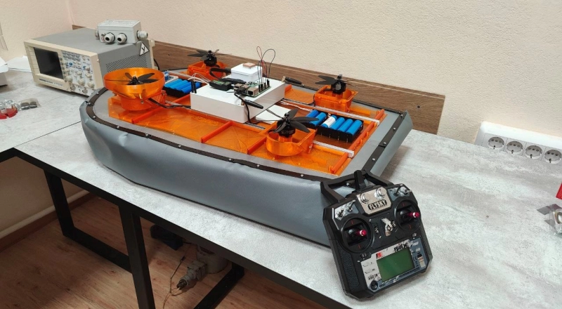 Преодолеет дождь, снег и бездорожье: в УГНТУ создают робот-вездеход на воздушной подушке для нефтяников