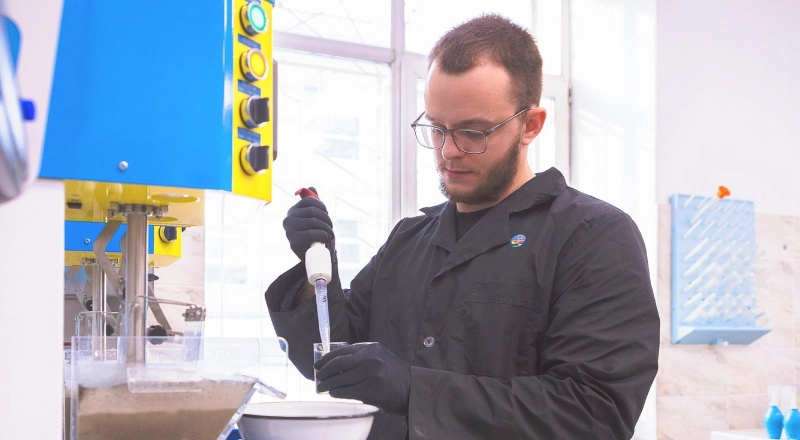 В Иркутском политехе создают реагенты для золотых, медных и алмазных месторождений