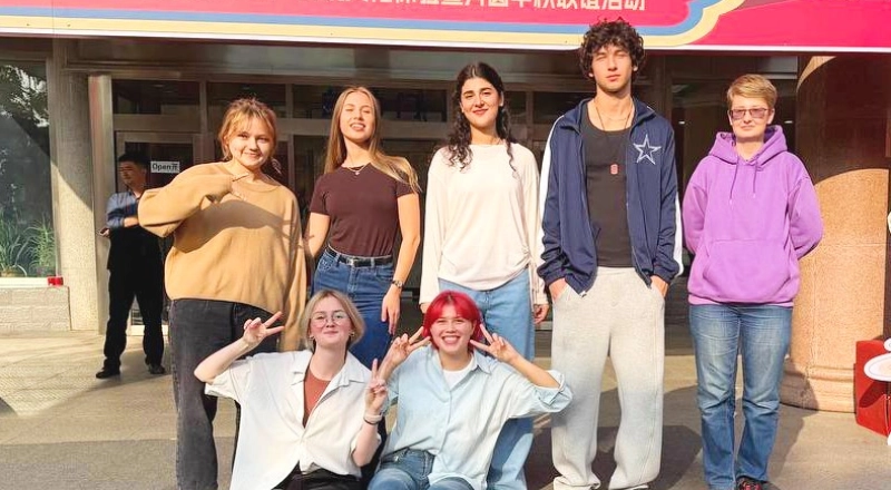 Язык до Харбина доведет: студенты с Камчатки прошли стажировку в Китае · Витрина практик программы «Приоритет» Язык до Харбина доведет: студенты с Камчатки прошли стажировку в Китае